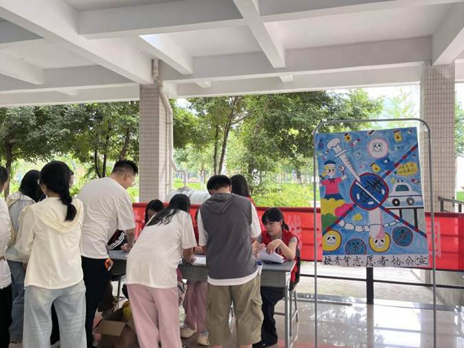 可结合站内栏目与相关篇目交叉阅读